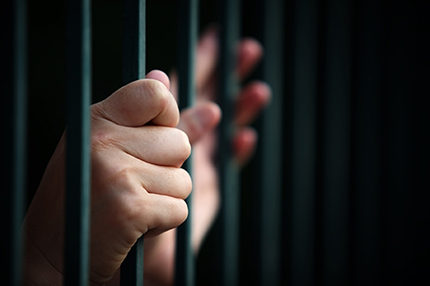 Troubles psychiatriques : une expérimentation pour une laternative à la prison Troubles psychiatriques : une expérimentation pour une laternative à la prison