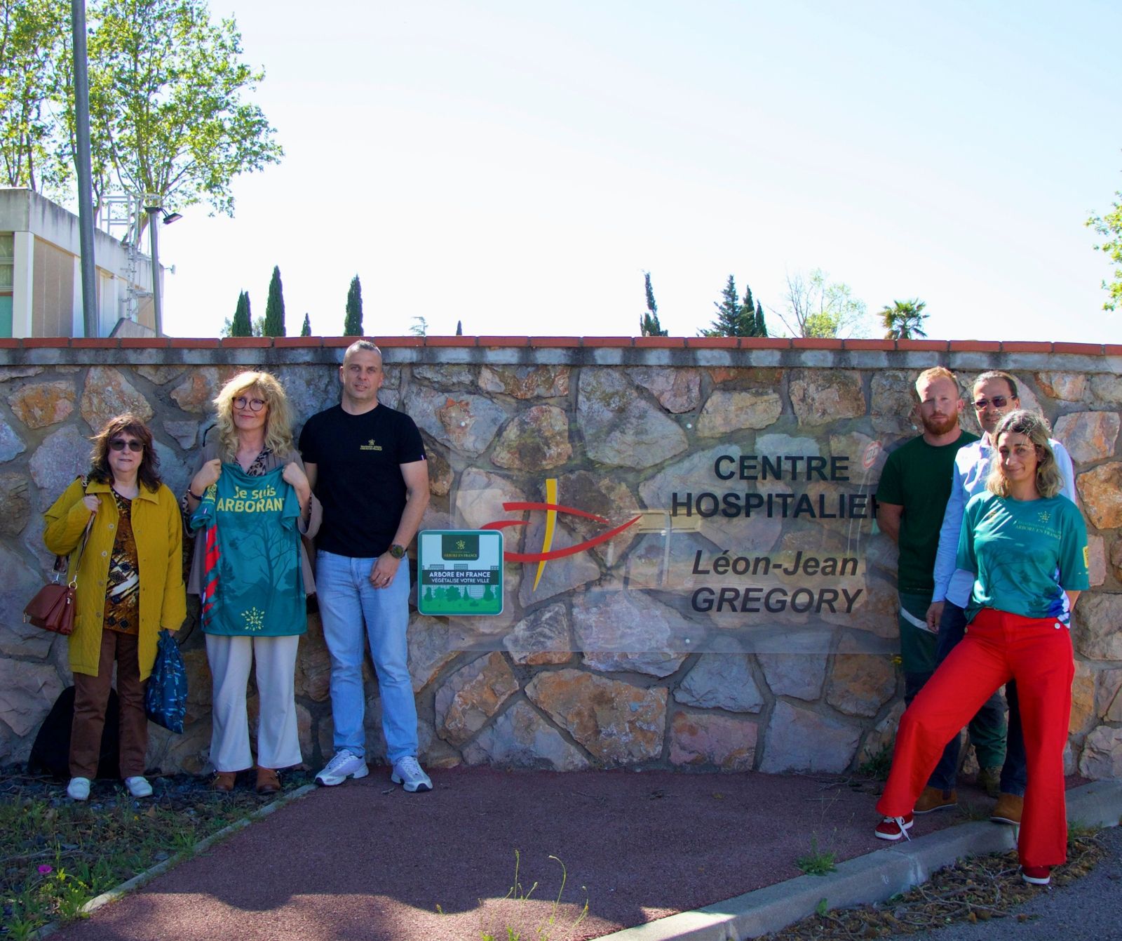le Centre Hospitalier de Thuir replante l’avenir