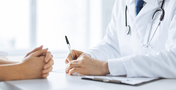 Un médecin libéral sur dix en activité cumule emploi et retraite Un médecin libéral sur dix en activité cumule emploi et retraite
