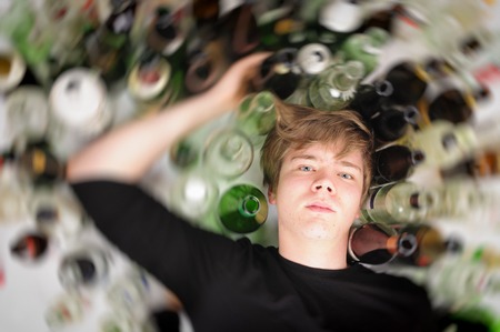 Alcool, tabac et cannabis au collège et au lycée Alcool, tabac et cannabis au collège et au lycée