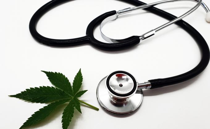 Usages cliniques des cannabinoïdes Usages cliniques des cannabinoïdes