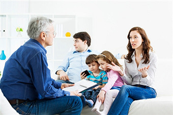 Les vulnérabilités familiales : sources, ressources et transformations Les vulnérabilités familiales : sources, ressources et transformations