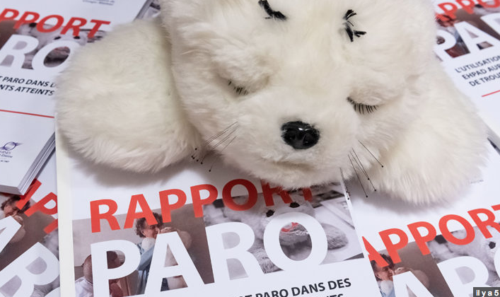 Les effets bénéfiques de Paro, « robot émotionnel » Les effets bénéfiques de Paro, « robot émotionnel »