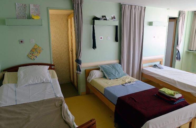 « Un nouveau regard sur l'enfermement » en psychiatrie « Un nouveau regard sur l'enfermement » en psychiatrie