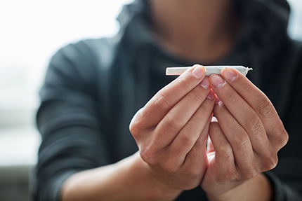 Les ados et les substances psychoactives Les ados et les substances psychoactives