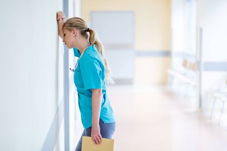 Hôpital public : c’est de notre faute !... Hôpital public : c’est de notre faute !...