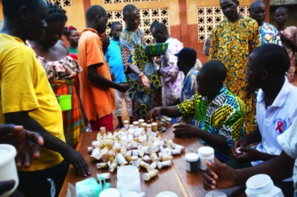 Malades mentaux au Bénin, les derniers oubliés Malades mentaux au Bénin, les derniers oubliés
