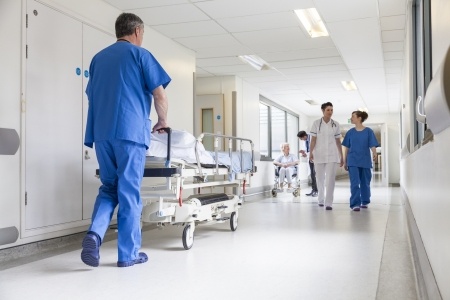 Fonction publique hospitalière : le salaire net moyen augmente de 1,3 %, soit 0,3 % en euros constants Fonction publique hospitalière : le salaire net moyen augmente de 1,3 %, soit 0,3 % en euros constants